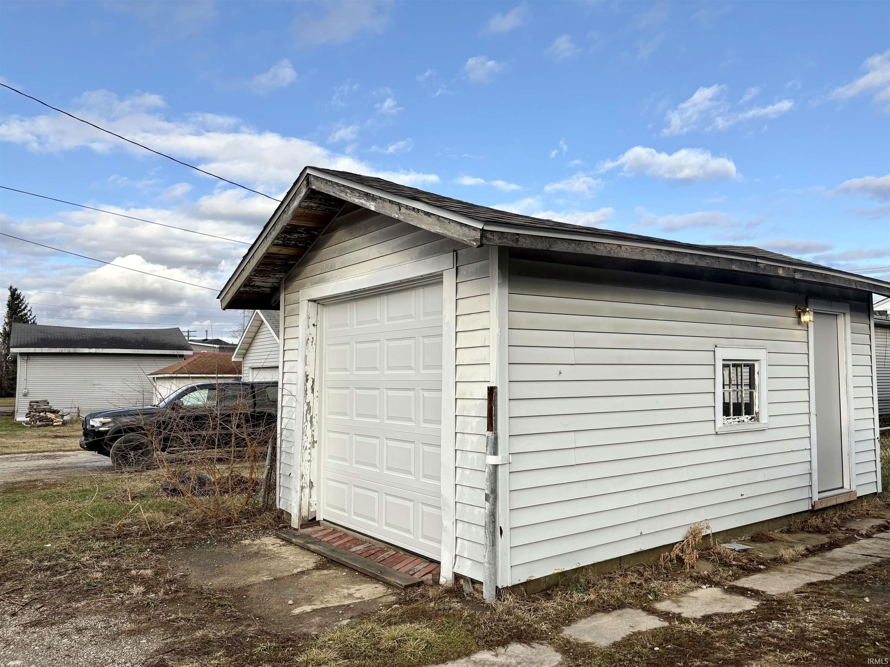 513 E Centennial Avenue