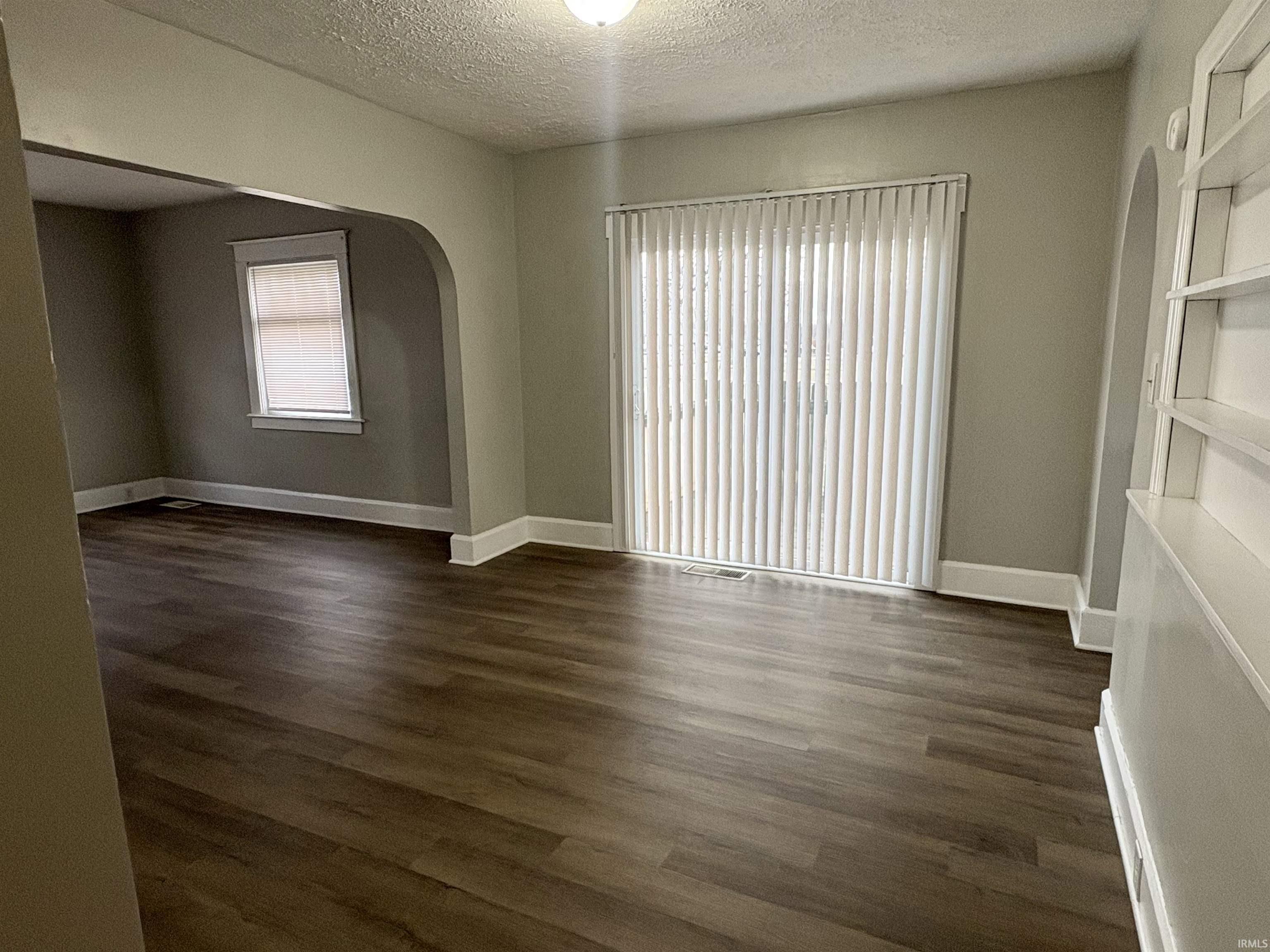 513 E Centennial Avenue