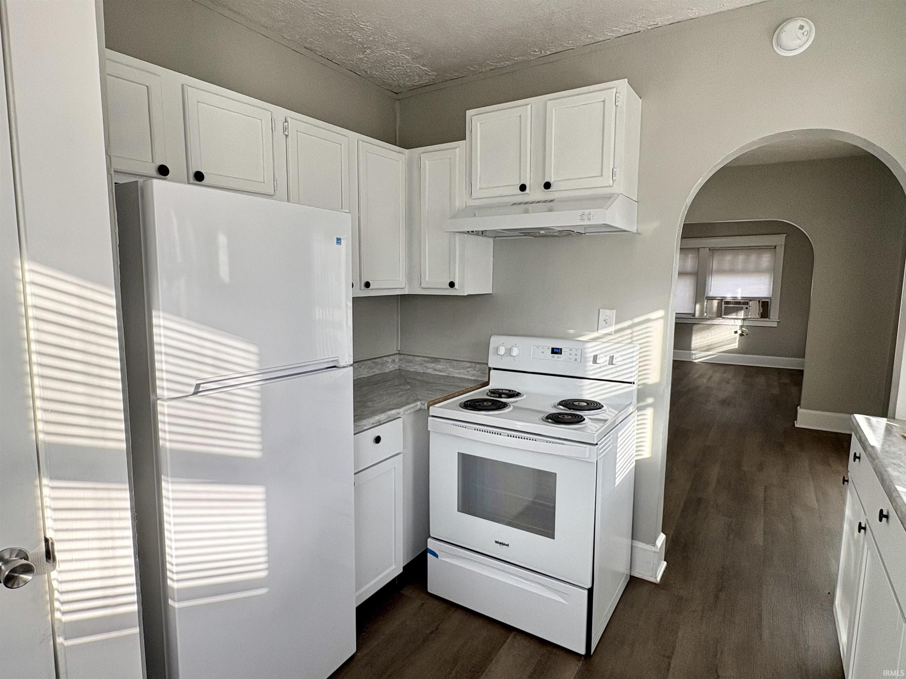 513 E Centennial Avenue