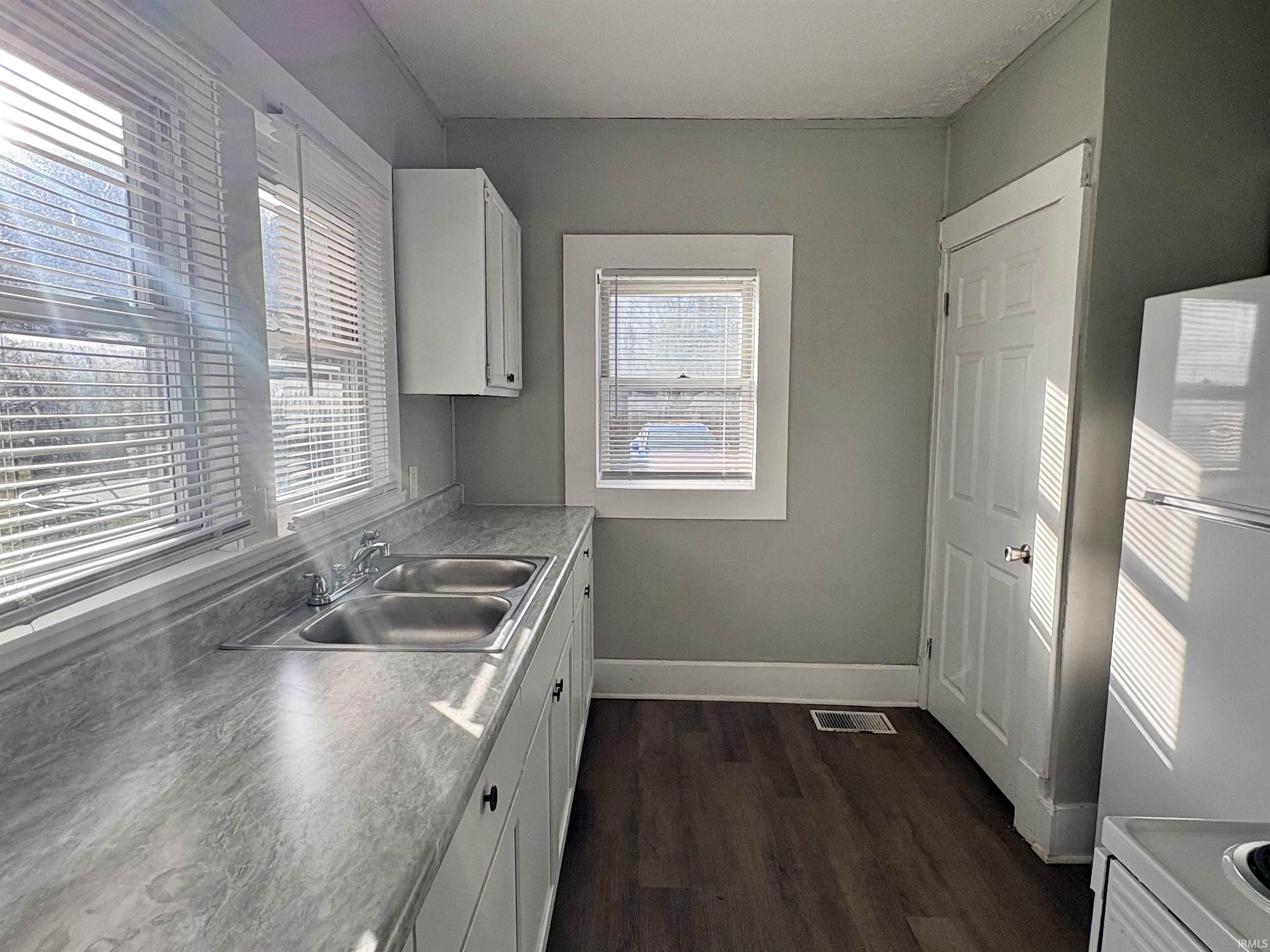 513 E Centennial Avenue