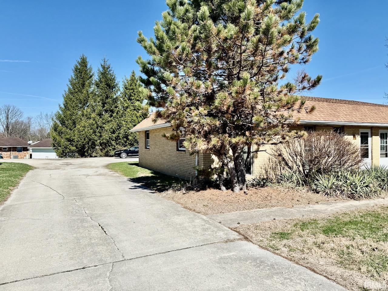 2704 & 2706 W Moore Road