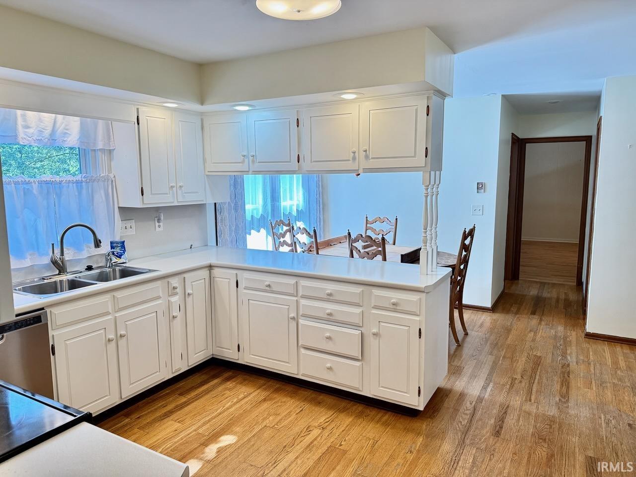 3505 W Pettigrew Drive