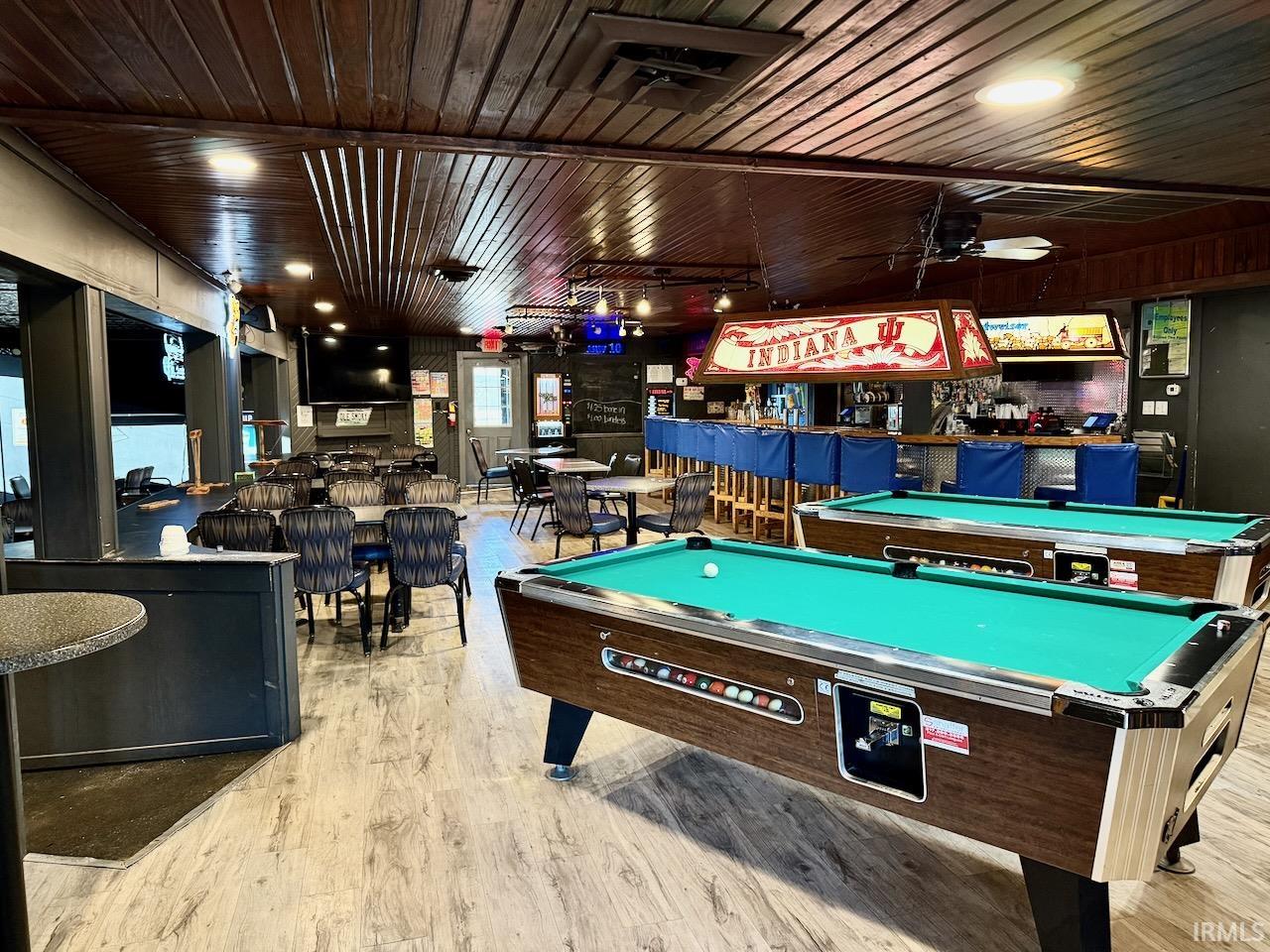 1811 S Burlington Avenue