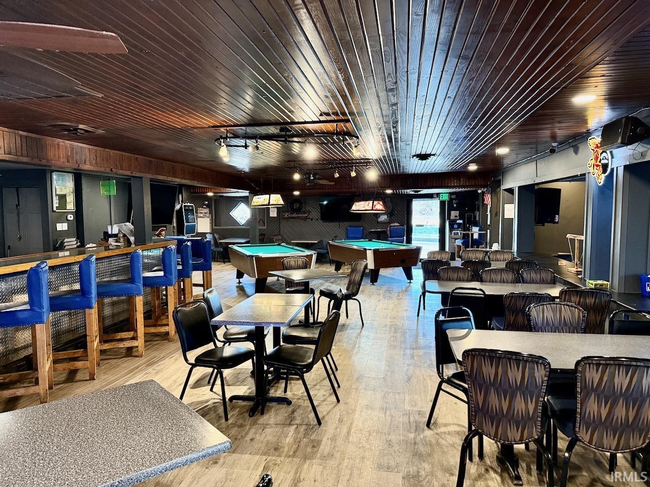 1811 S Burlington Avenue