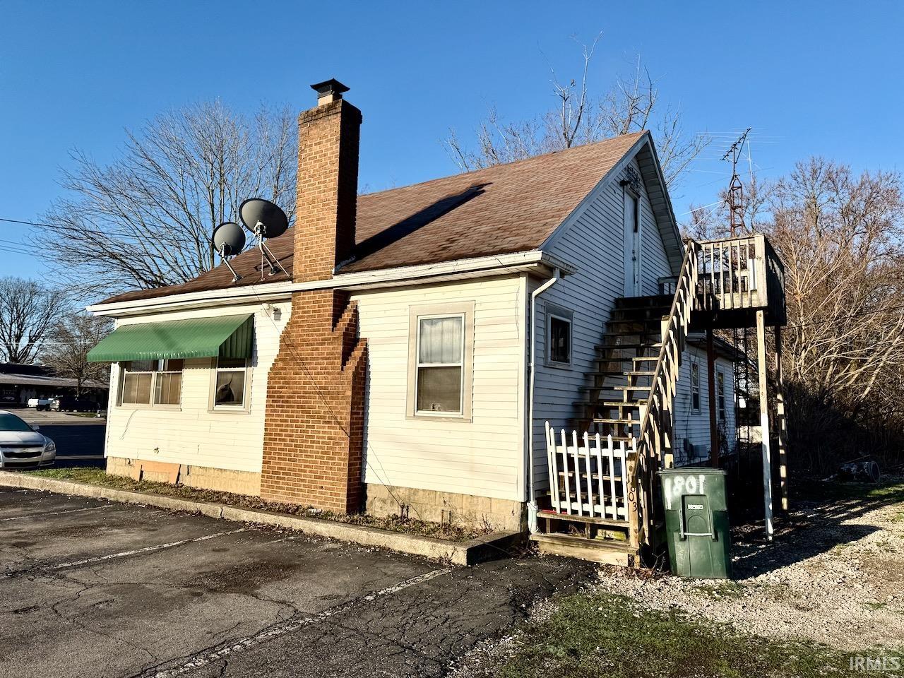 1811 S Burlington Avenue