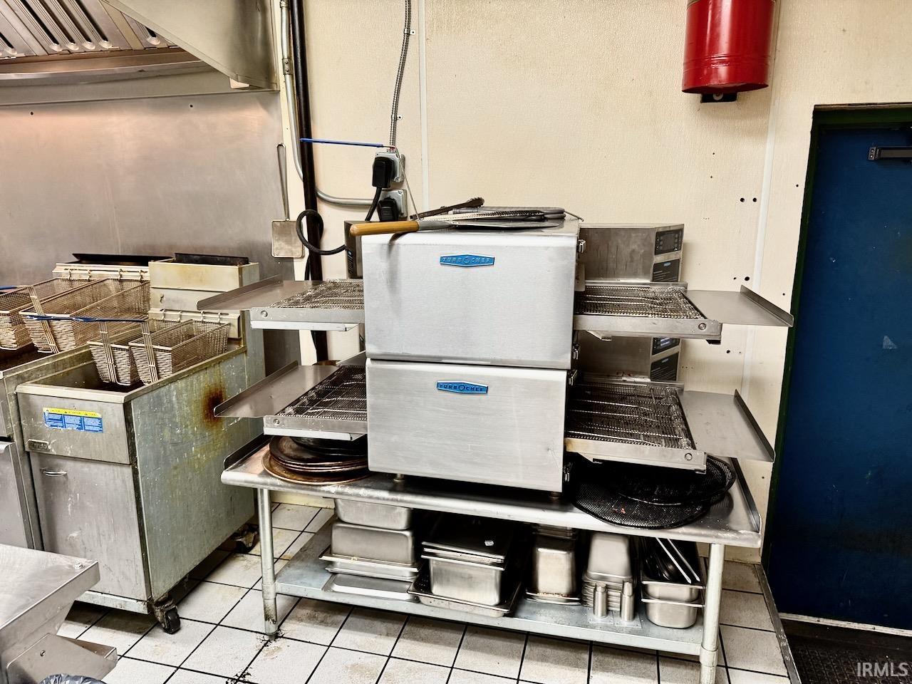 1811 S Burlington Avenue