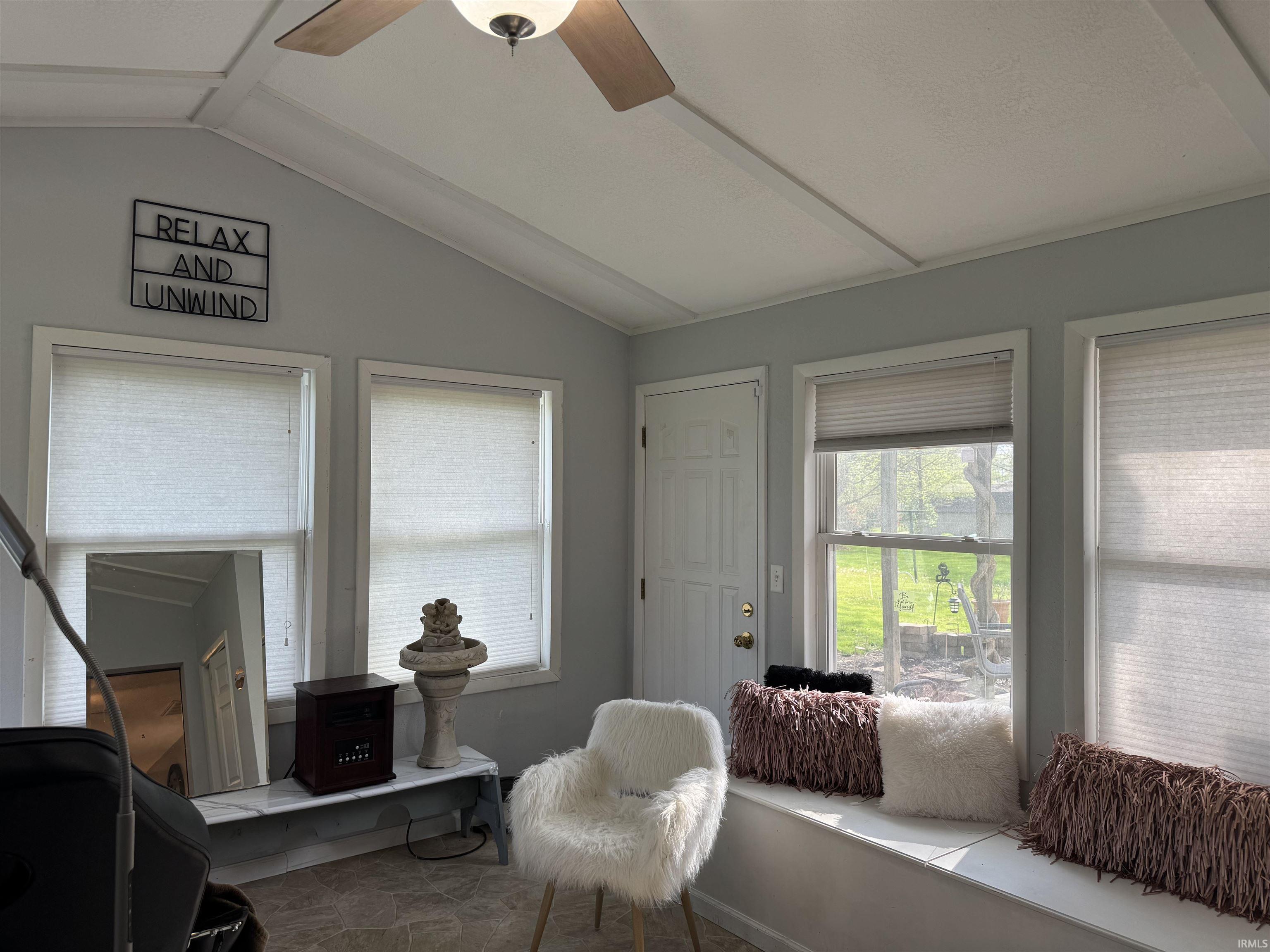3011 E Kendall Lane