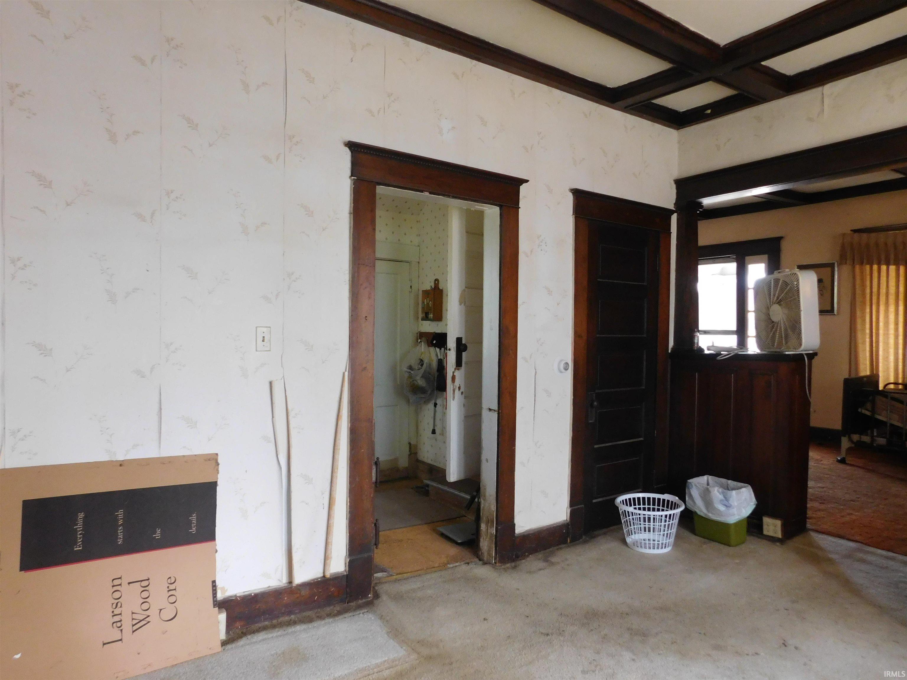 828 W Kilgore Avenue