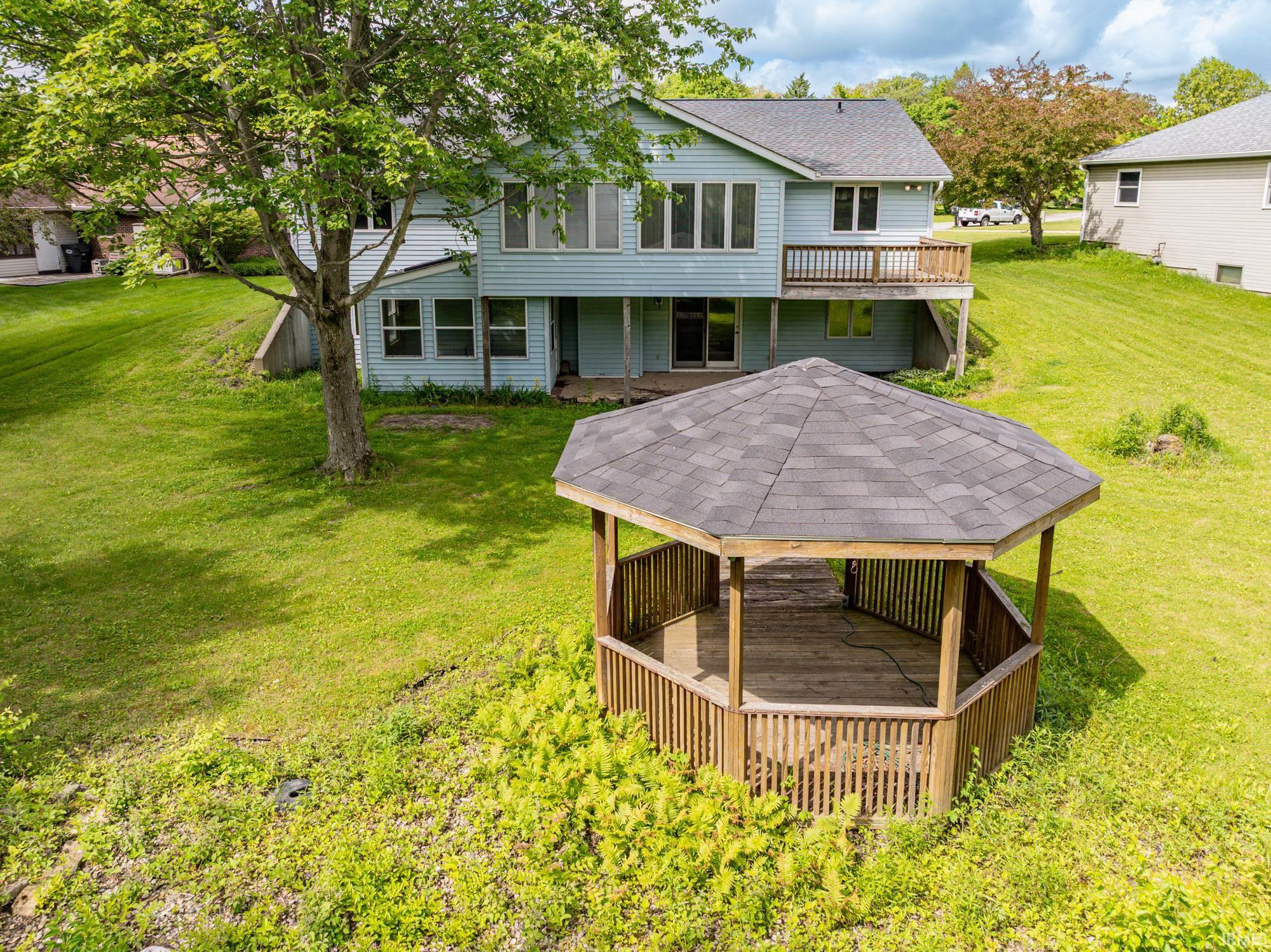 1704 N Thorn Tree Road