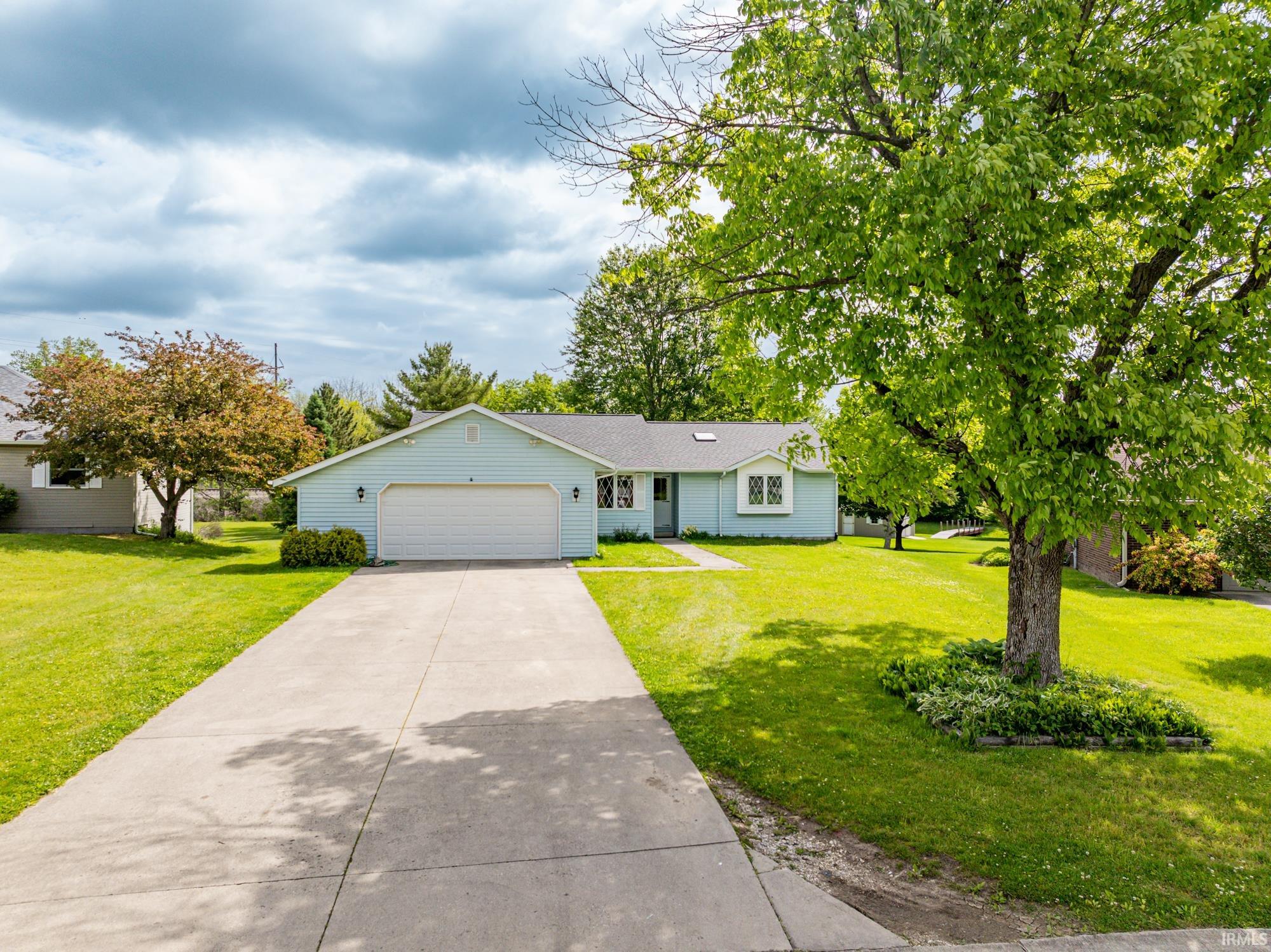 1704 N Thorn Tree Road