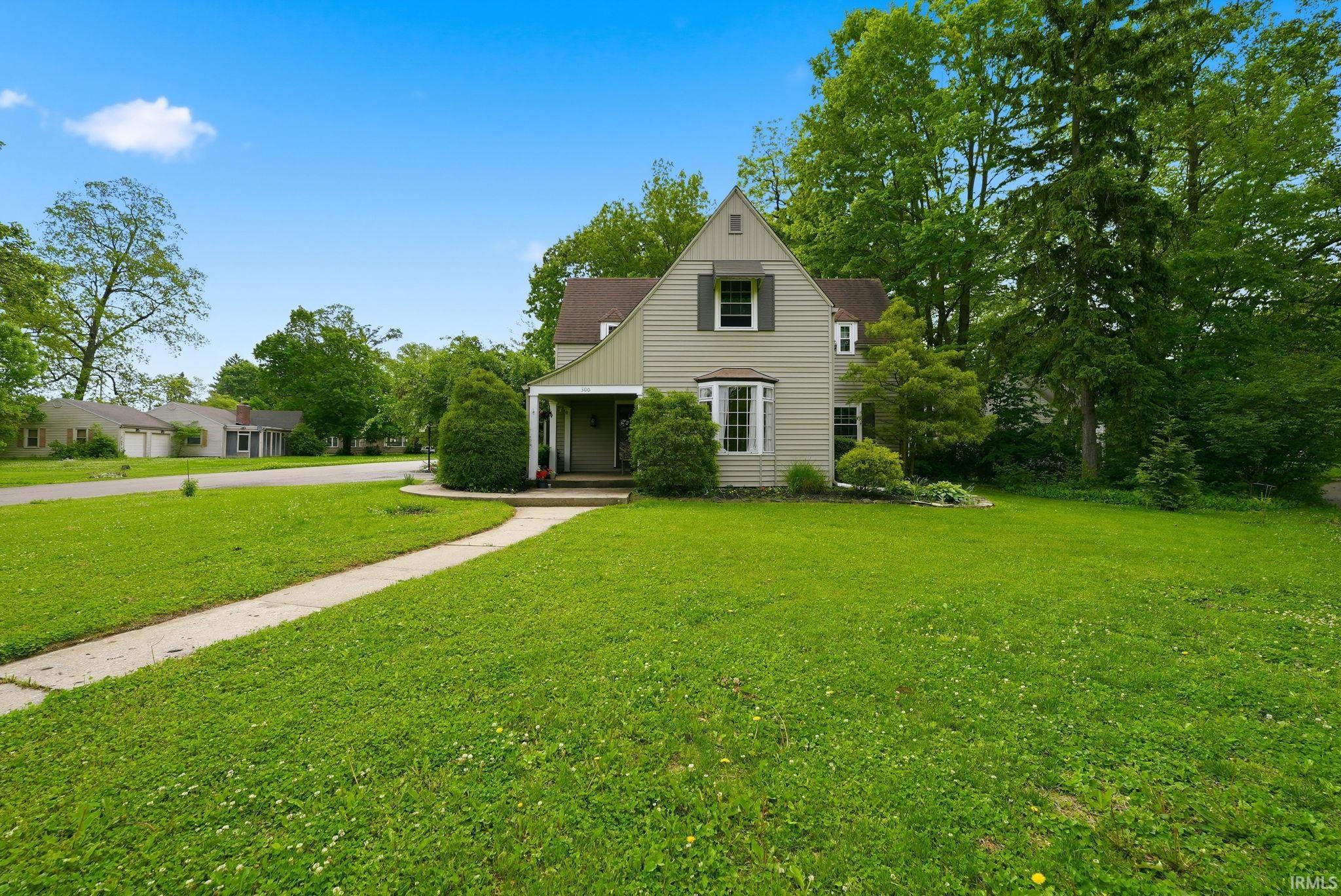 300 S Shady Lane