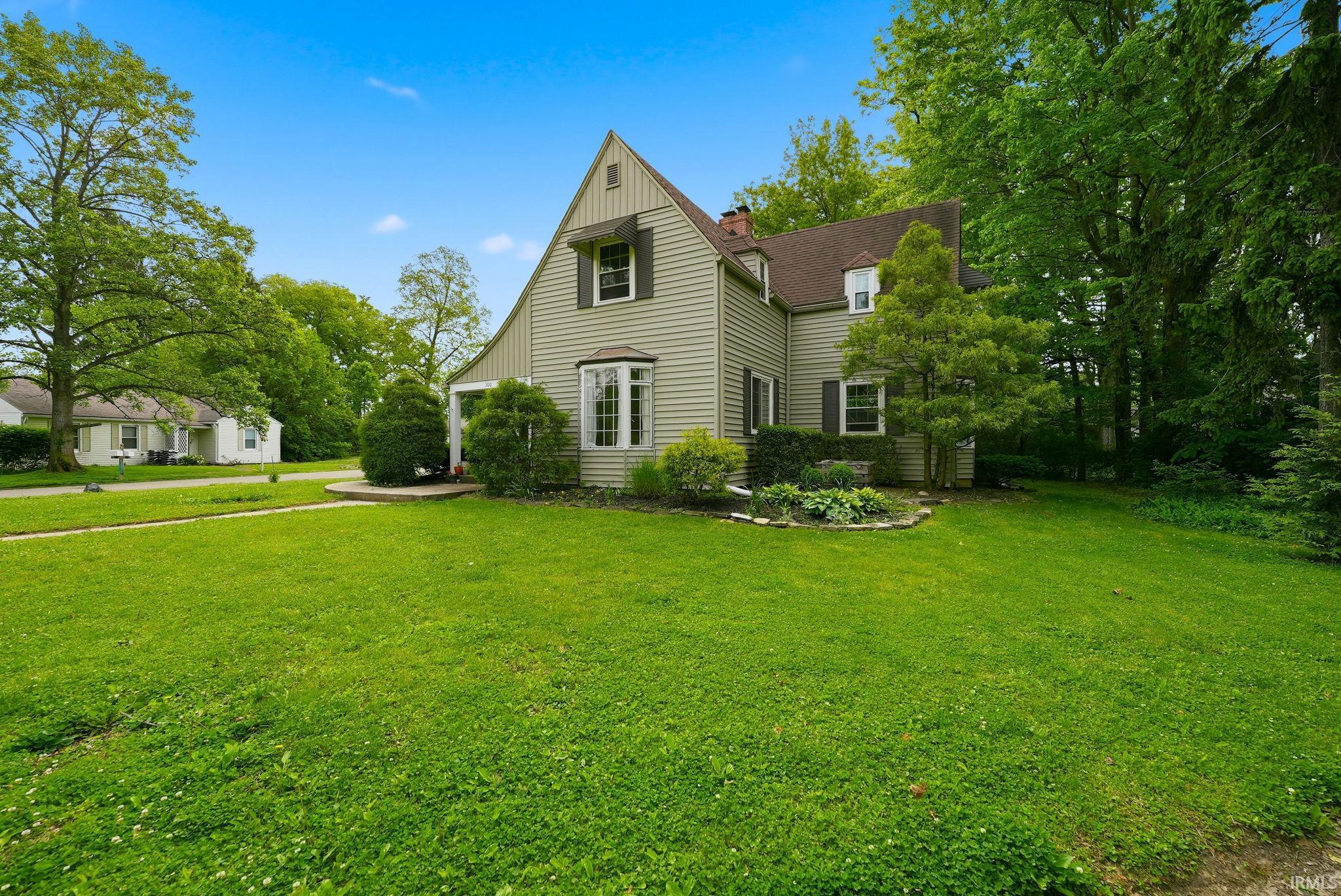 300 S Shady Lane
