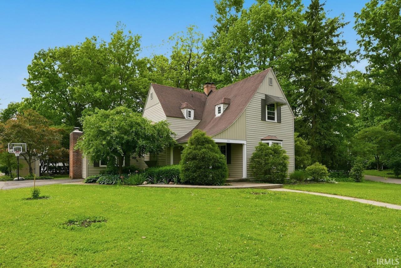 300 S Shady Lane