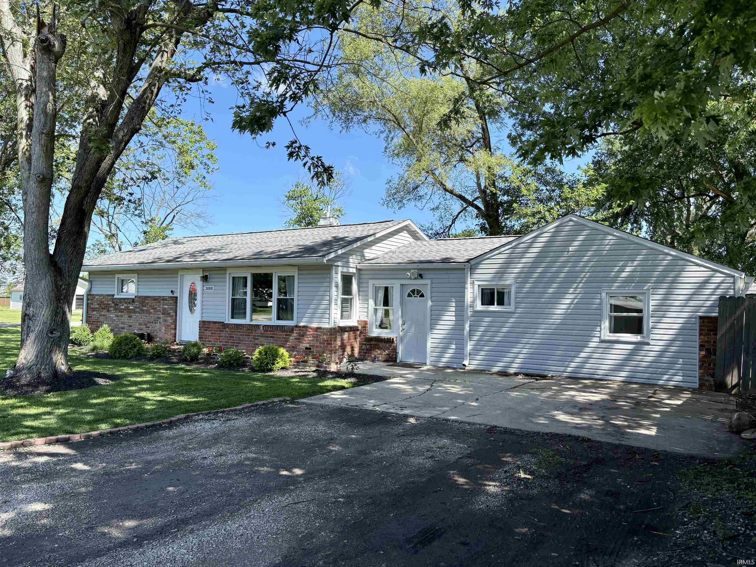 3000 N Reserve Street