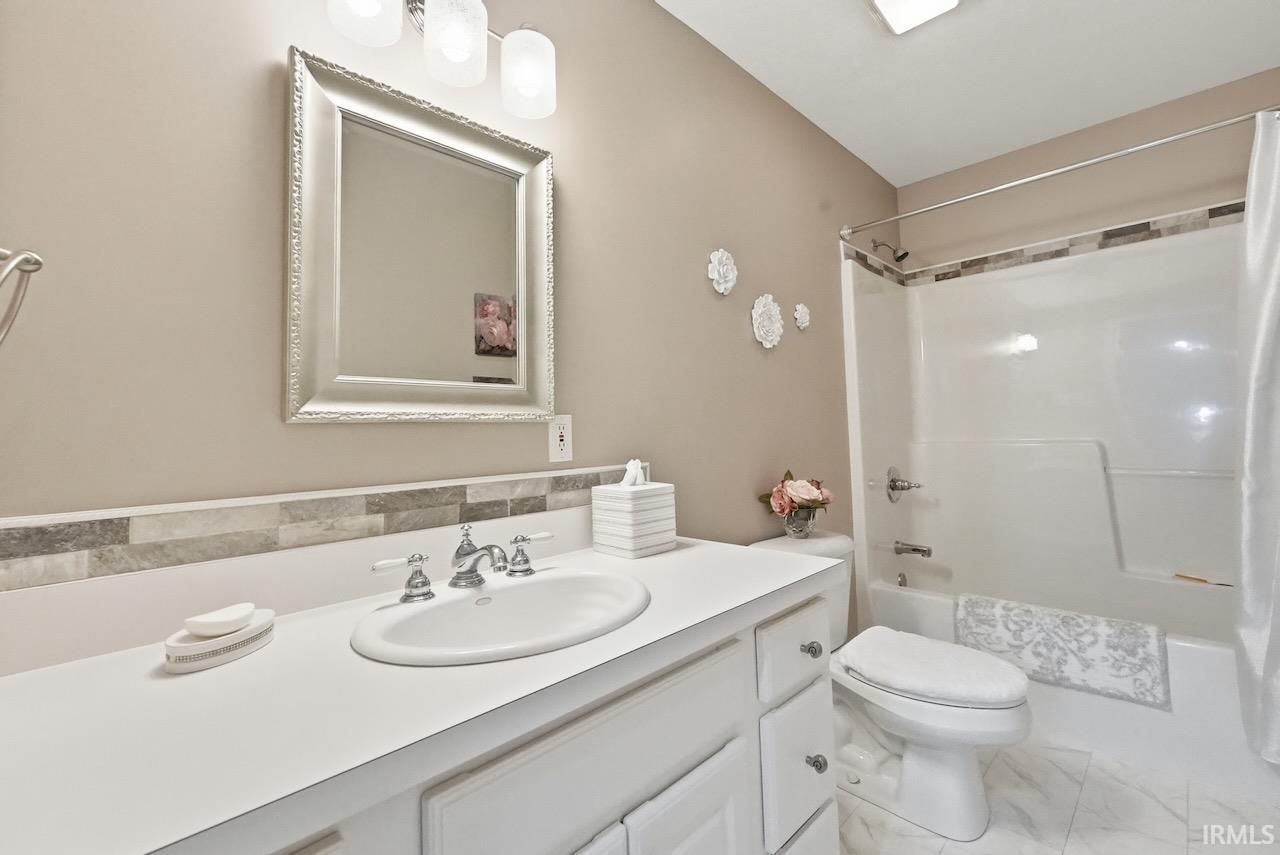 5003 W Eagle Branch Drive