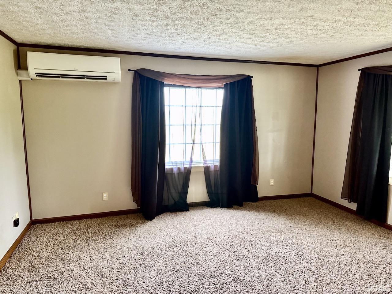 2086 S 300 E Road