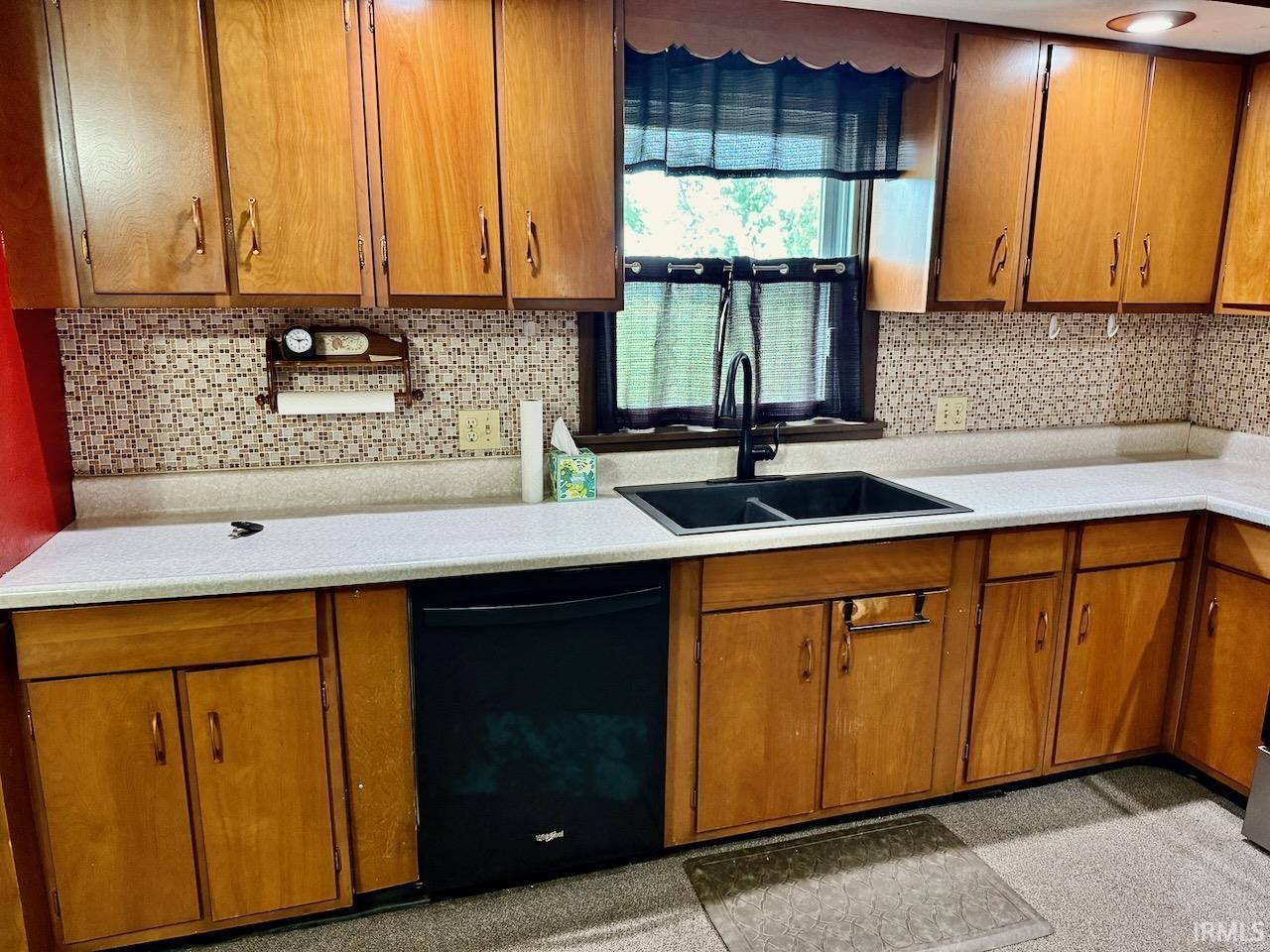 2086 S 300 E Road