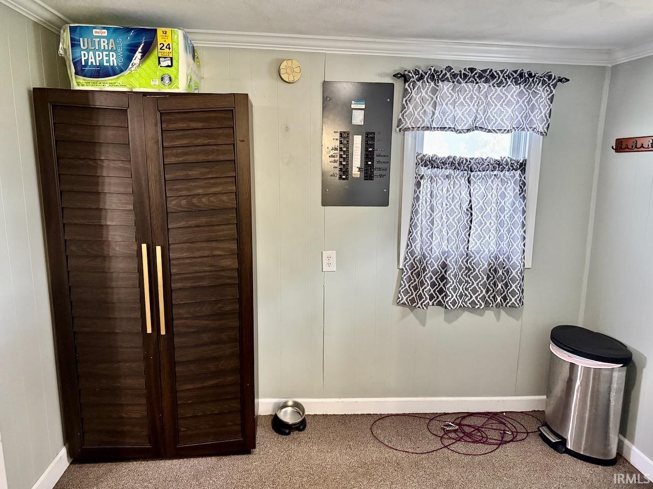 2086 S 300 E Road