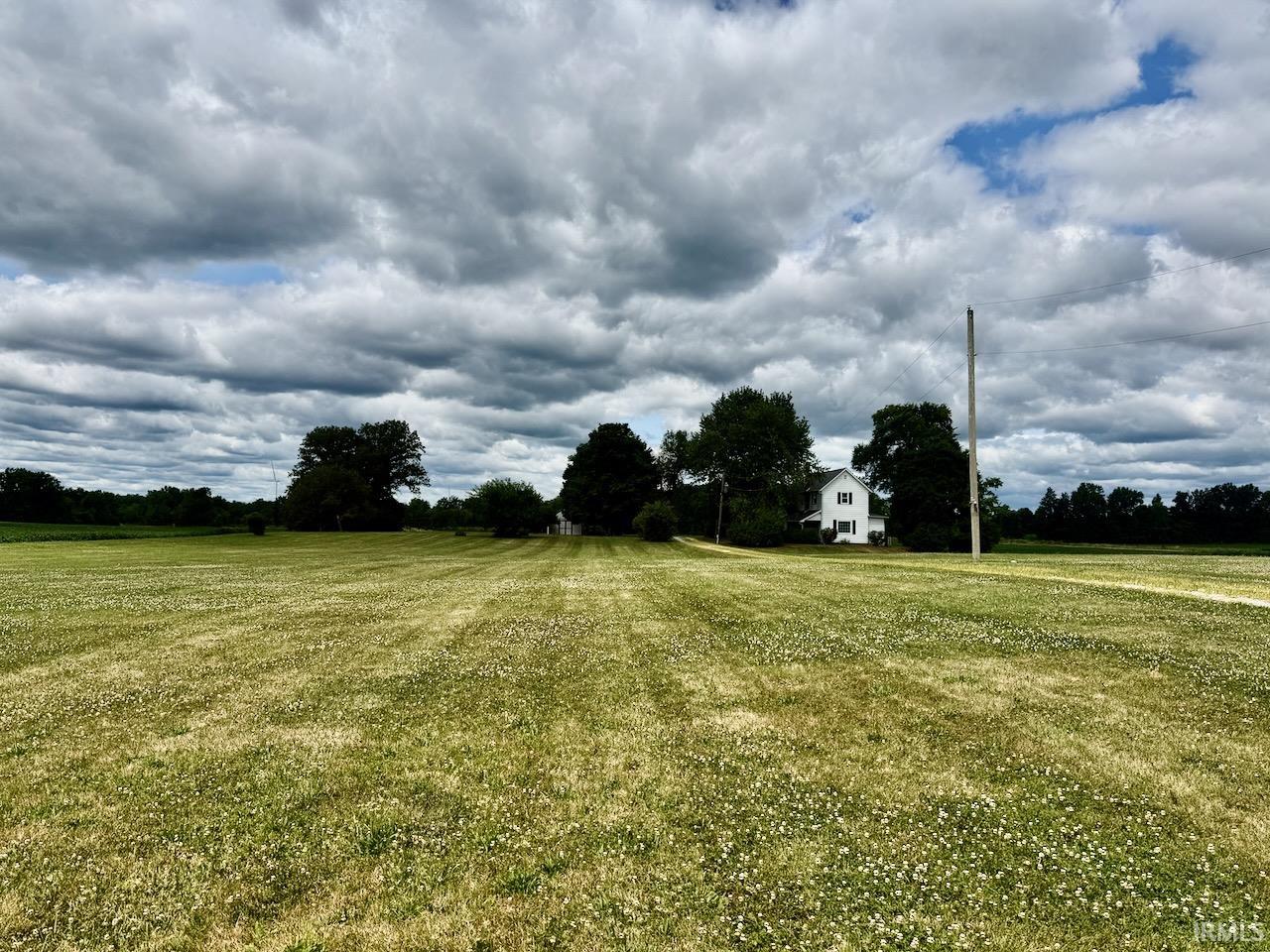 2086 S 300 E Road