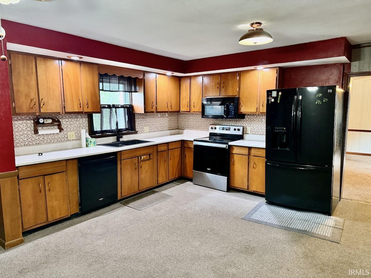 2086 S 300 E Road