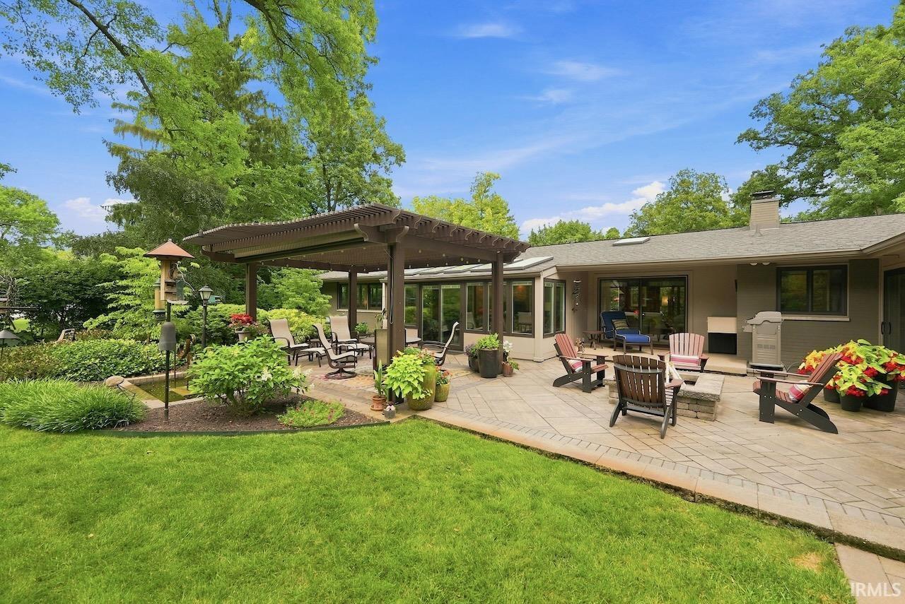 411 N Wildwood Lane