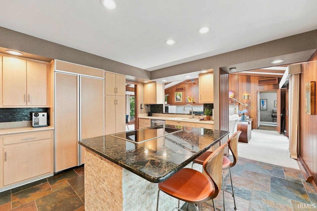 411 N Wildwood Lane