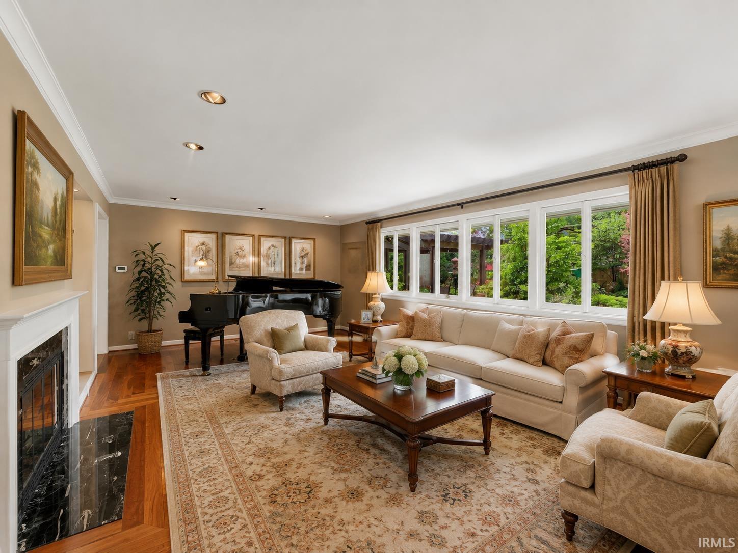 411 N Wildwood Lane