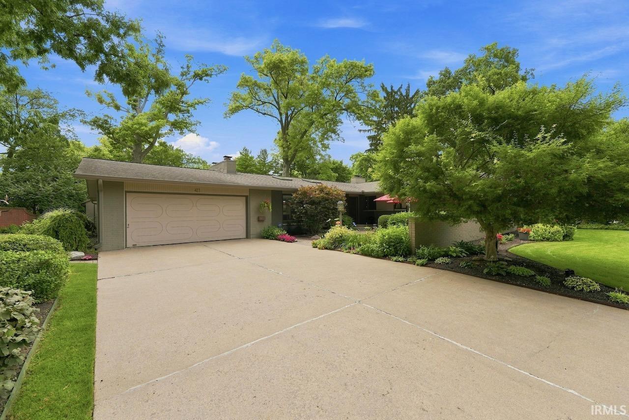 411 N Wildwood Lane