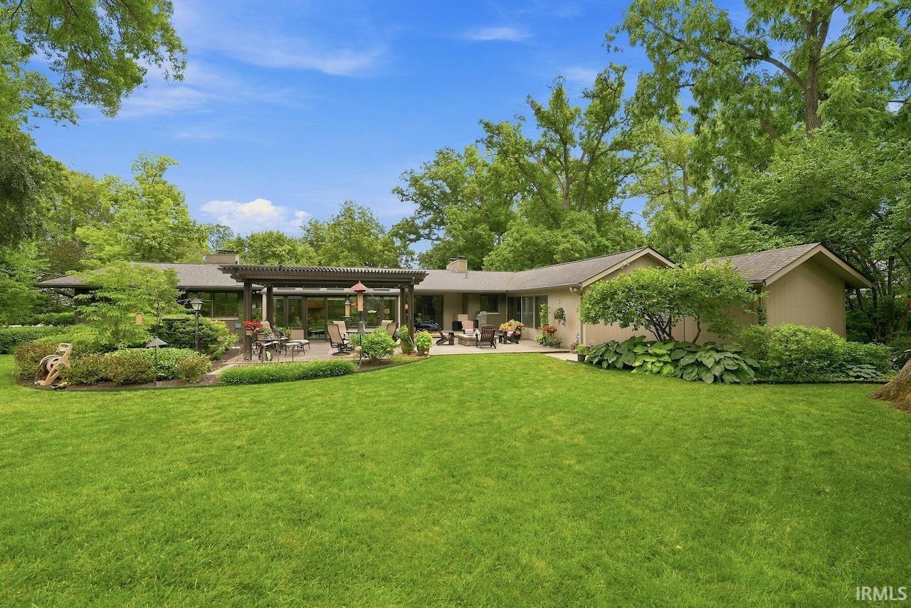 411 N Wildwood Lane
