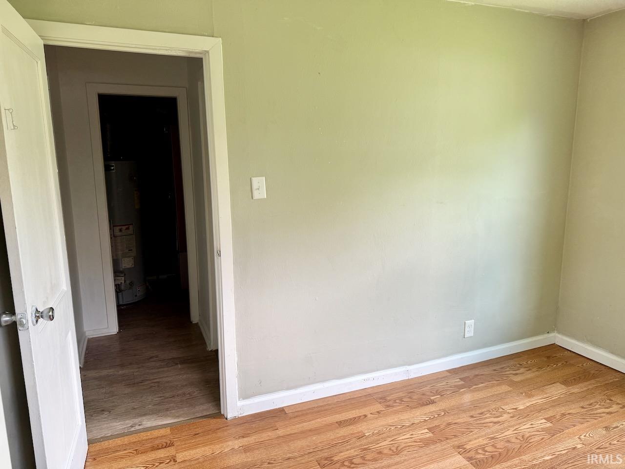 906 W 16th Street