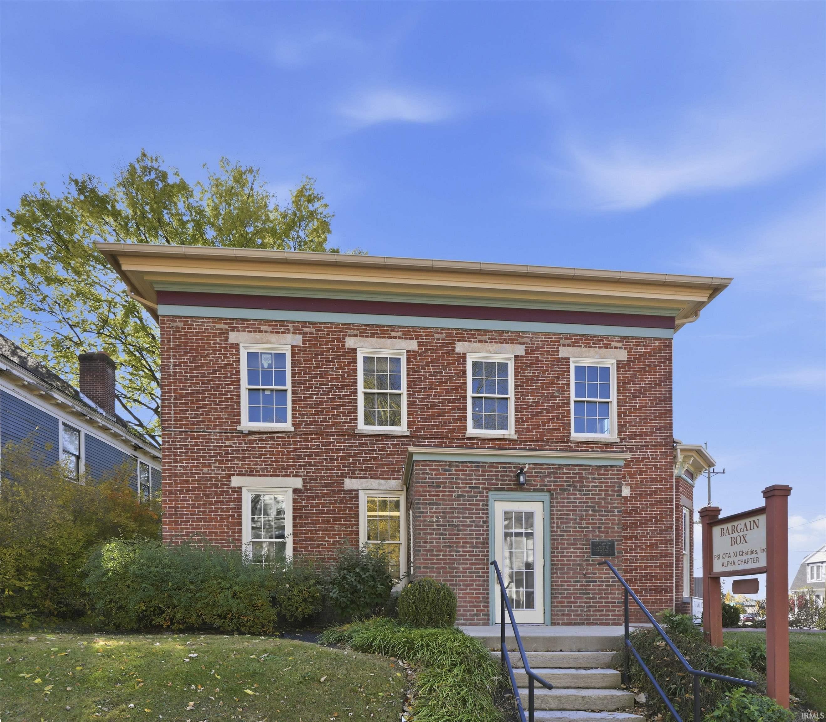 607 E Charles Street