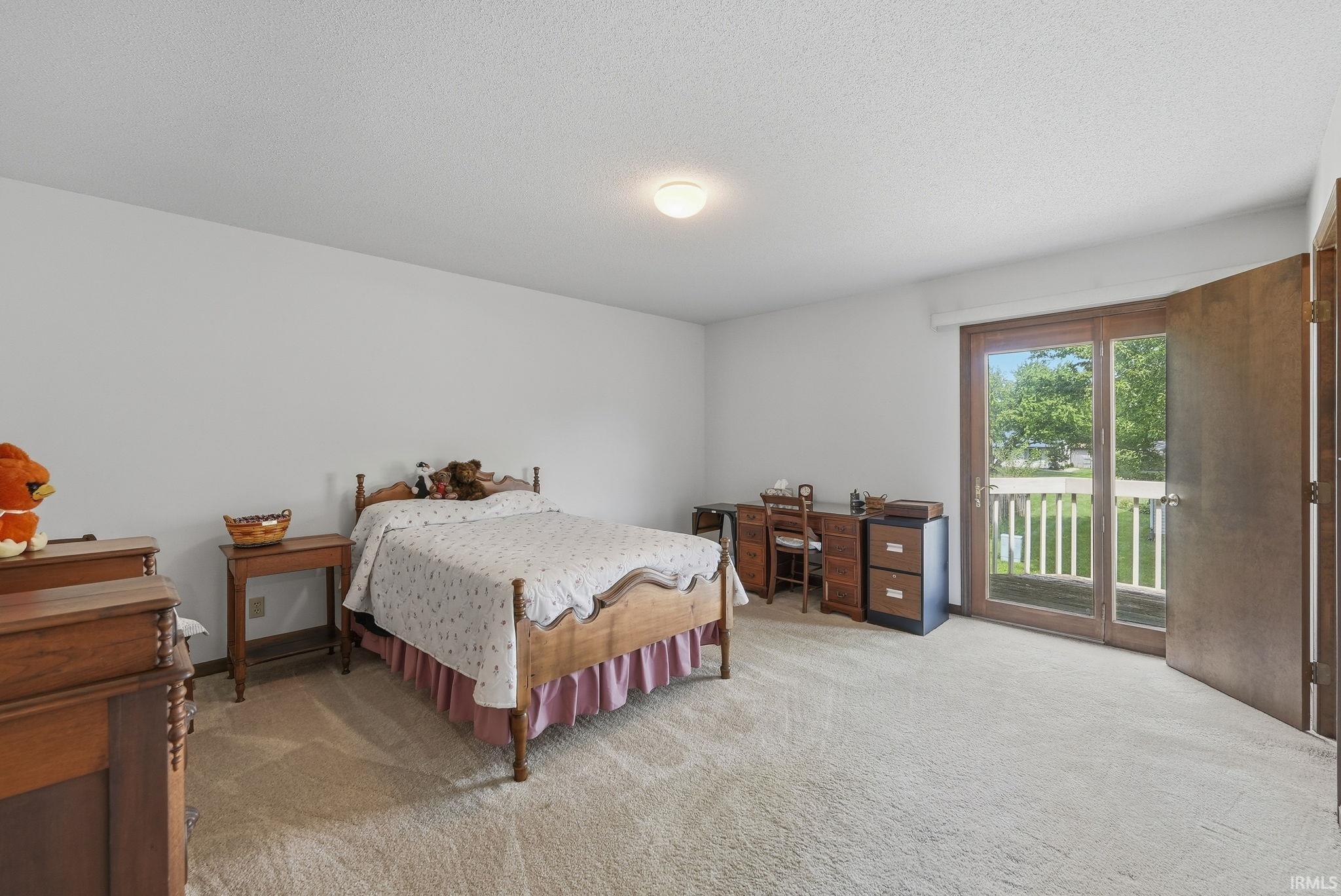 4208 W Hummingbird Way