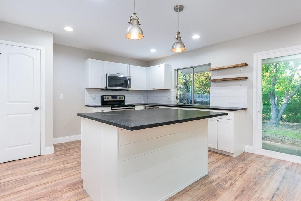 943 Kent Drive