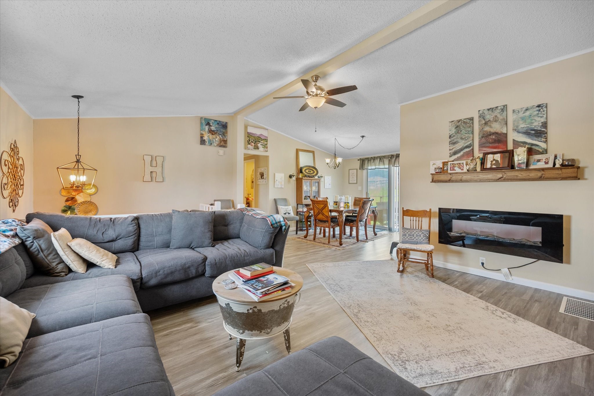 112 Pats Court