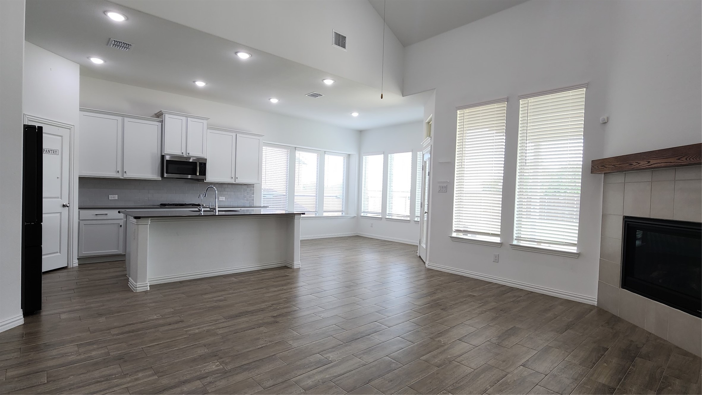 10231 Sovereign Drive