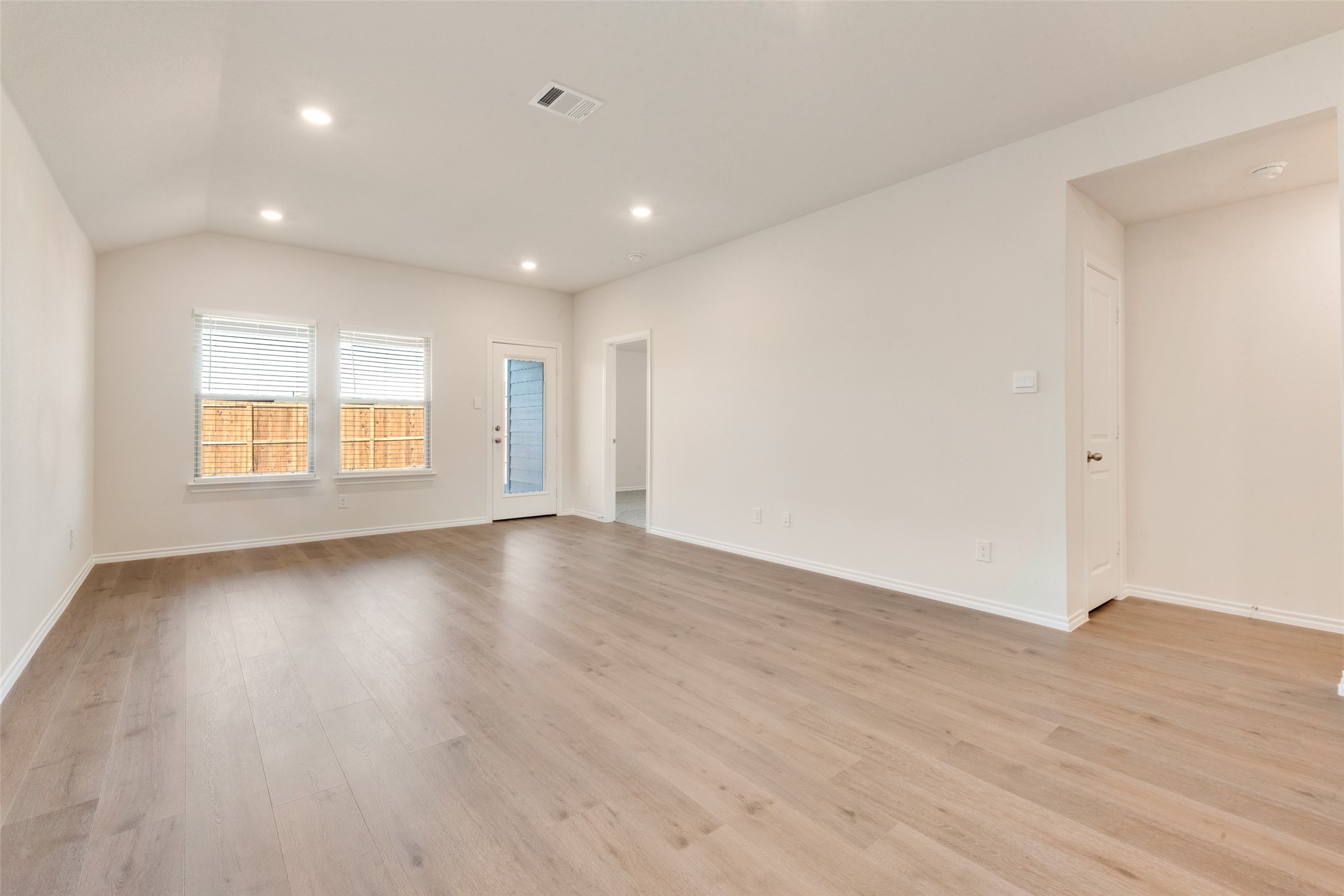 3307 Watterson Way