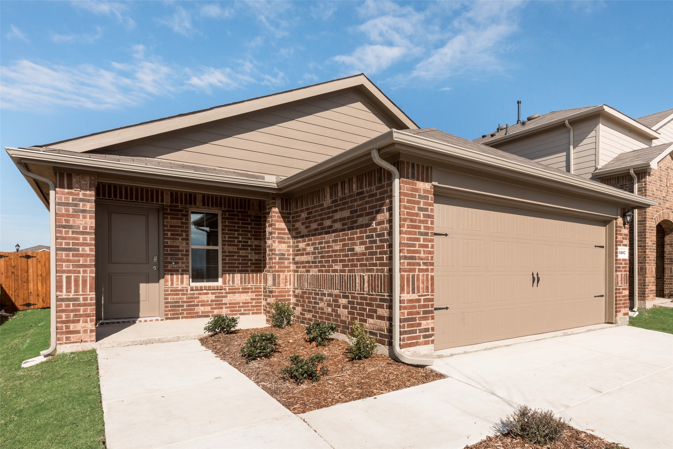 3307 Watterson Way
