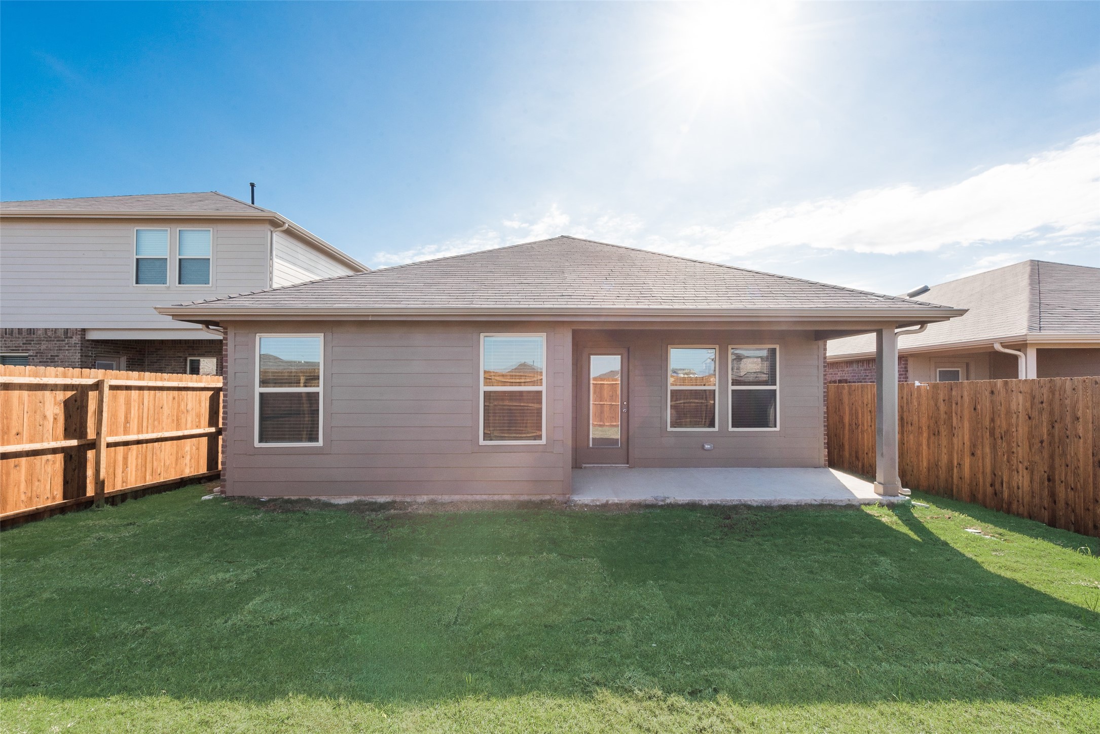3307 Watterson Way