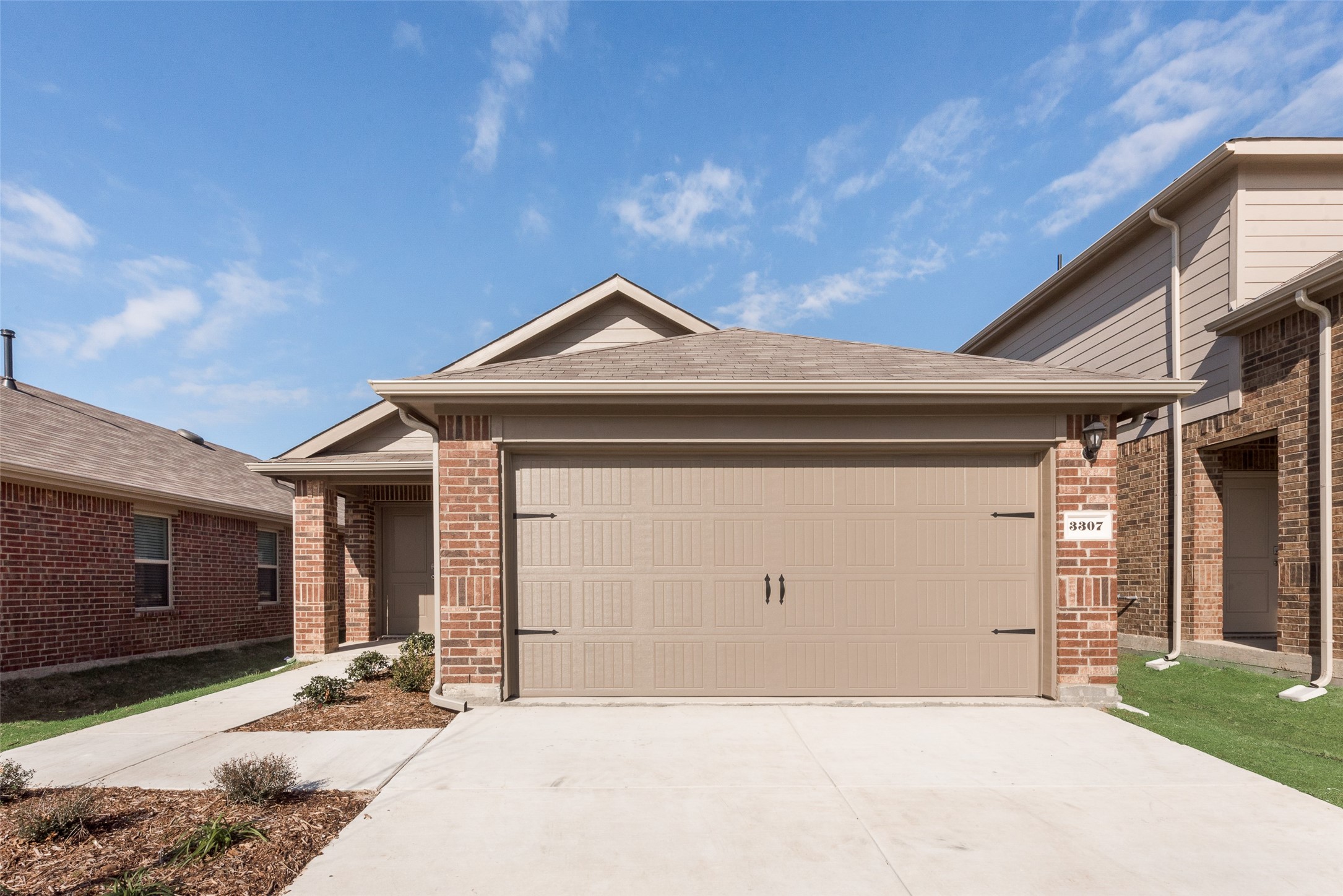 3307 Watterson Way