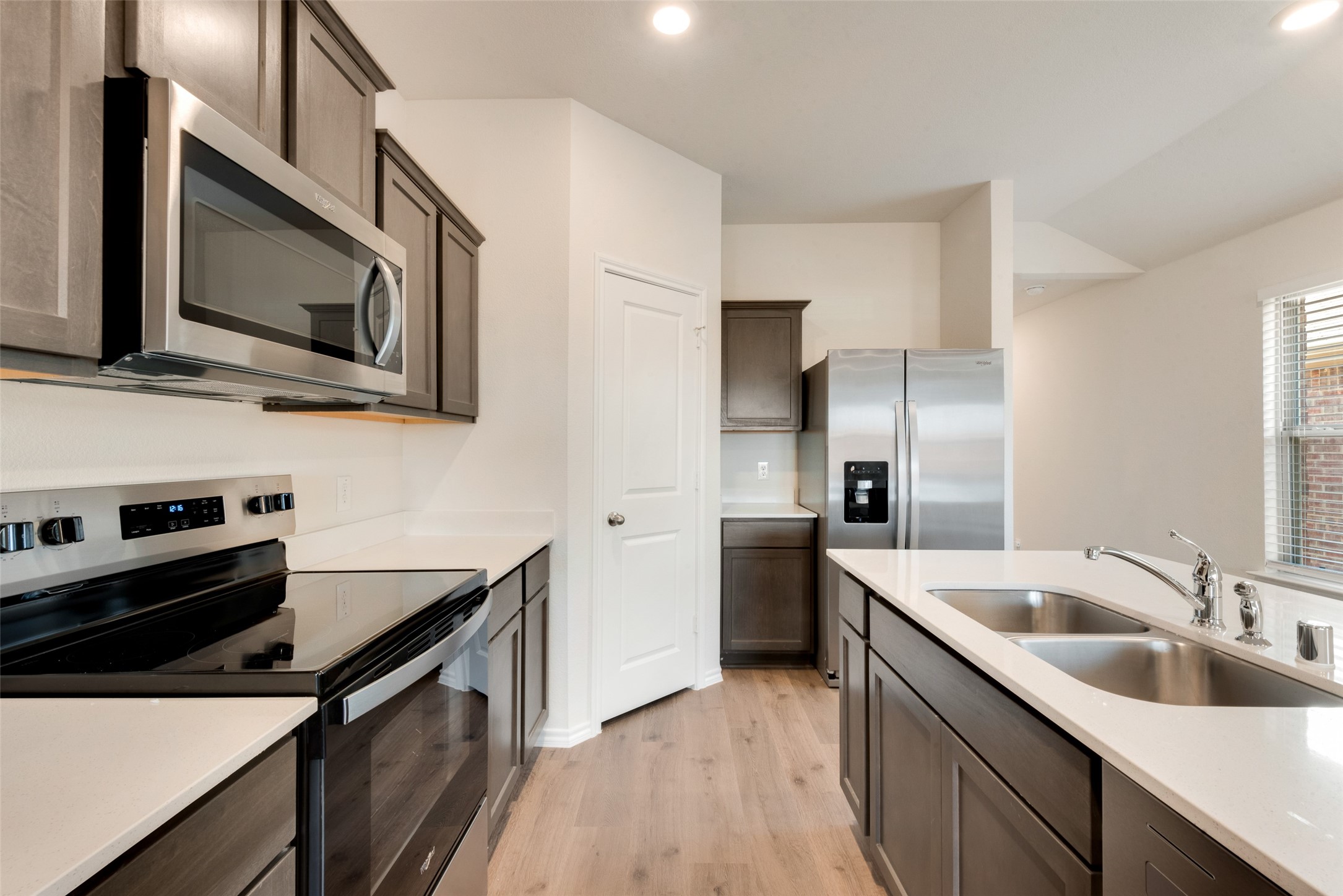 3307 Watterson Way