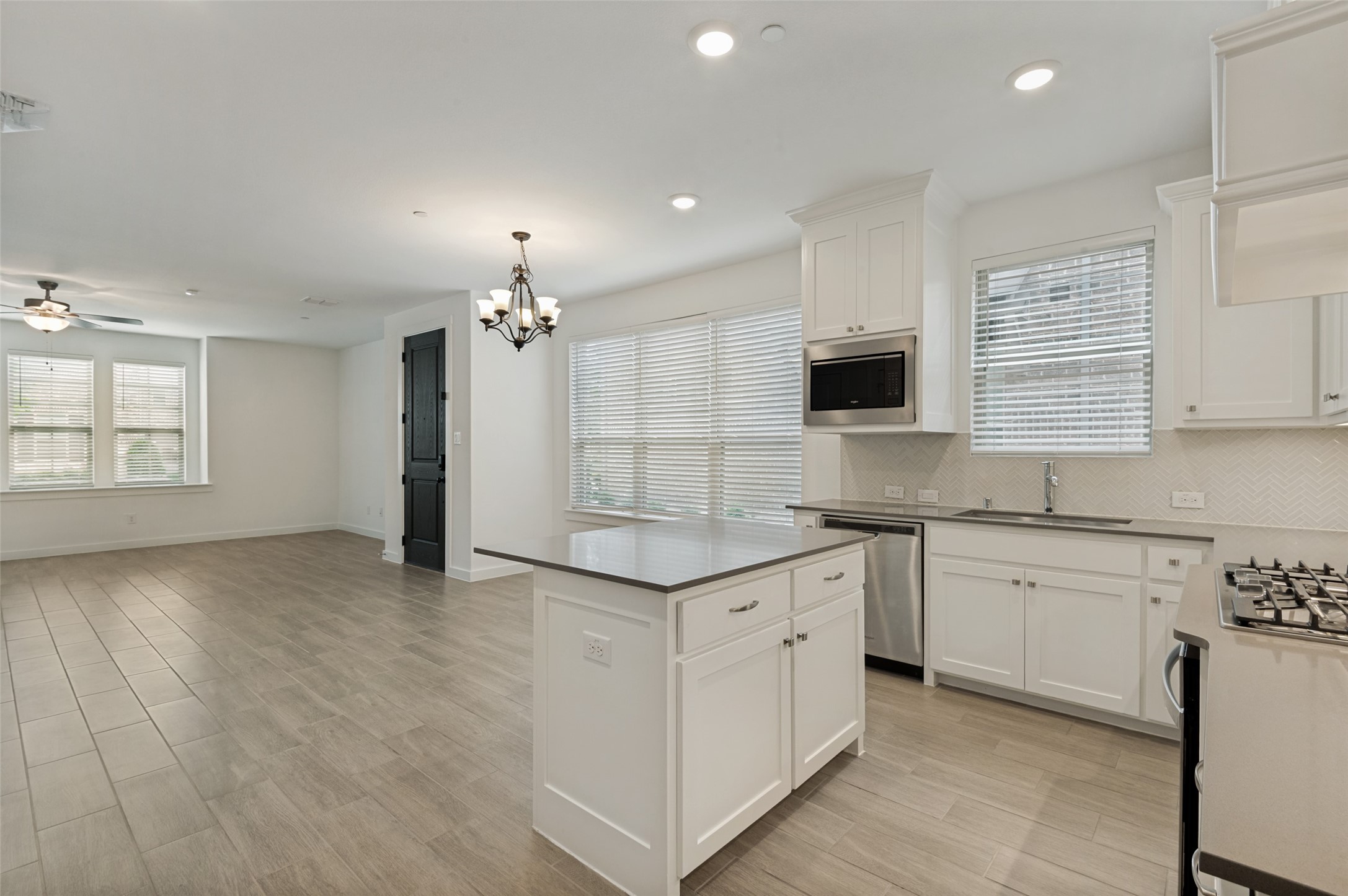 2724 Shelby Drive