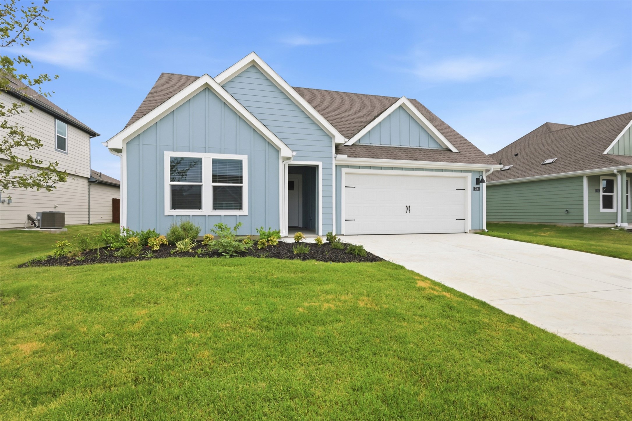 718 Orchid Way