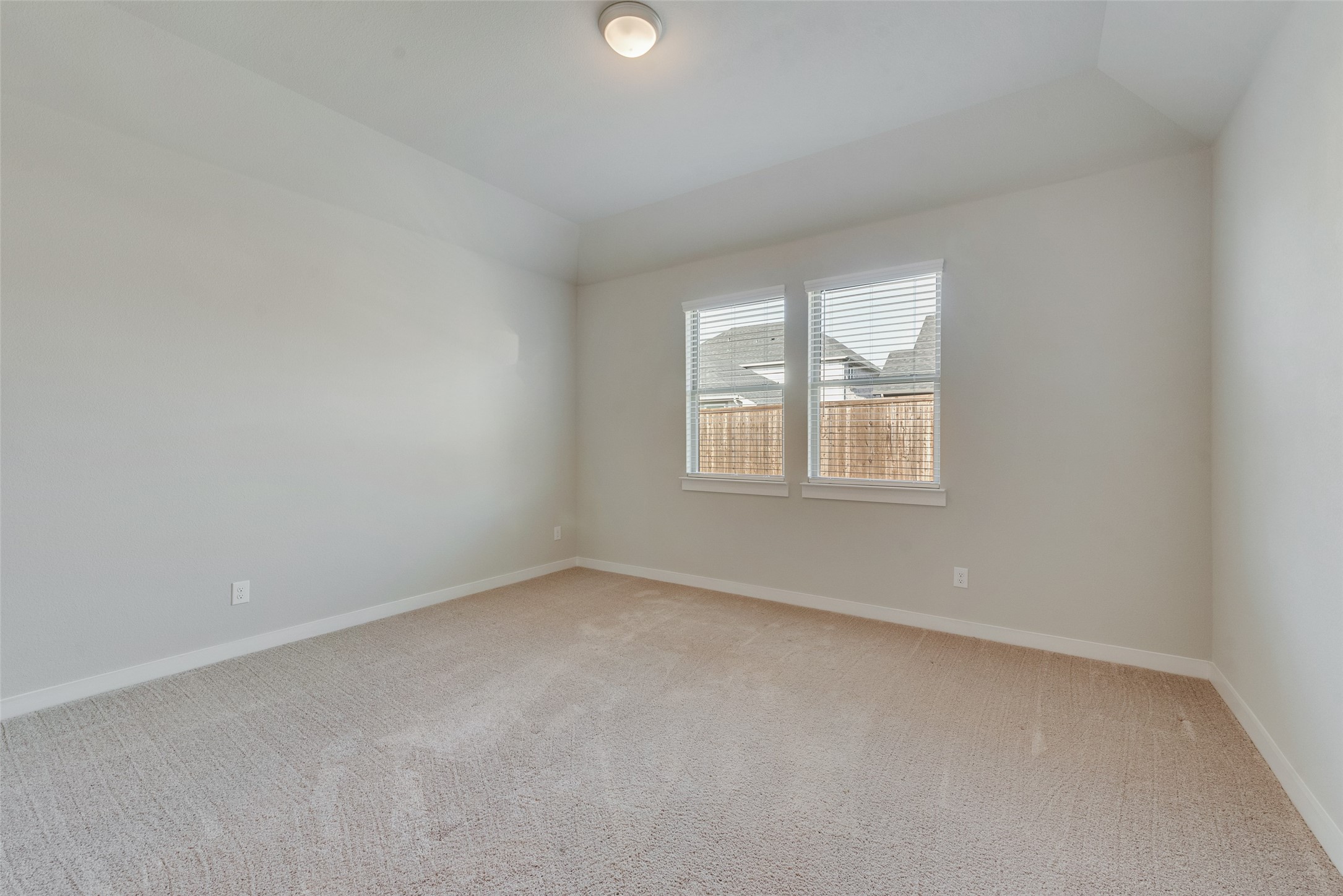 2637 Sonnier Circle