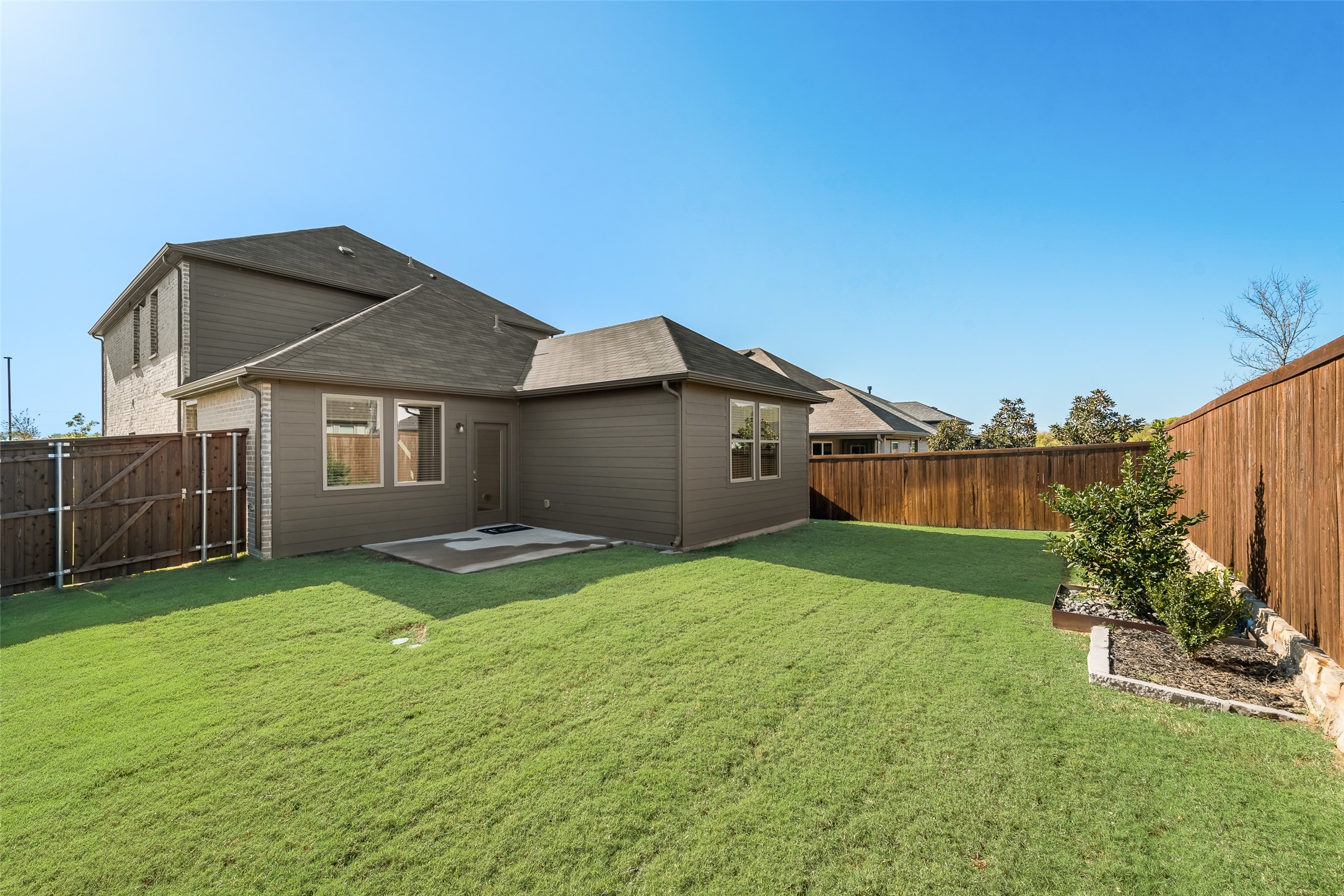 2637 Sonnier Circle
