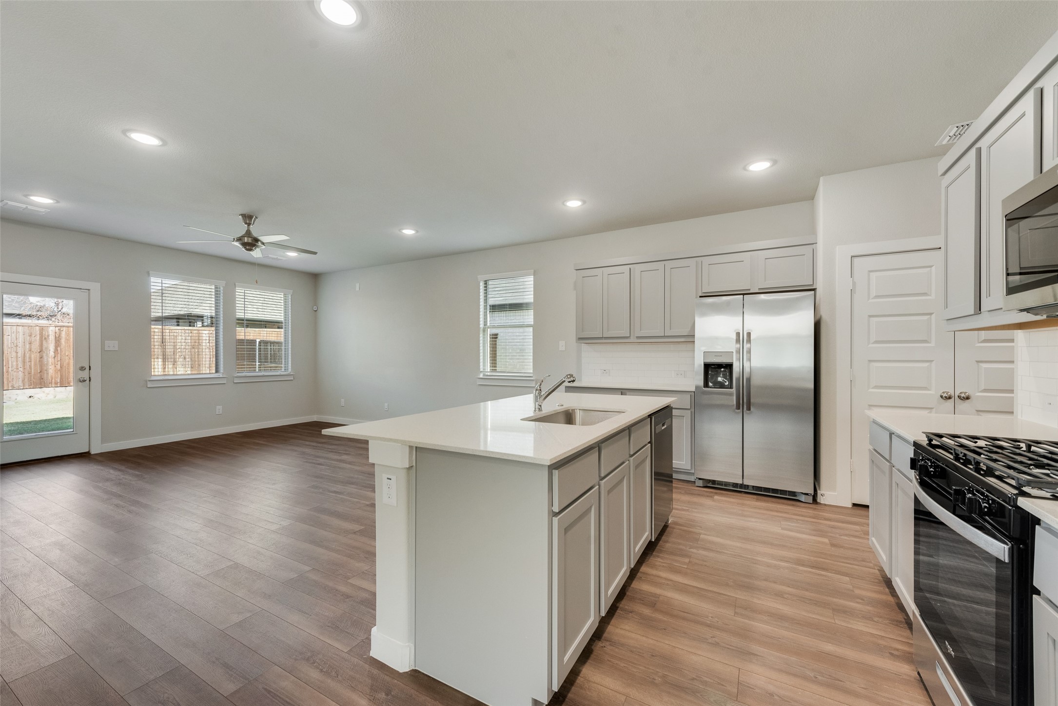 2637 Sonnier Circle