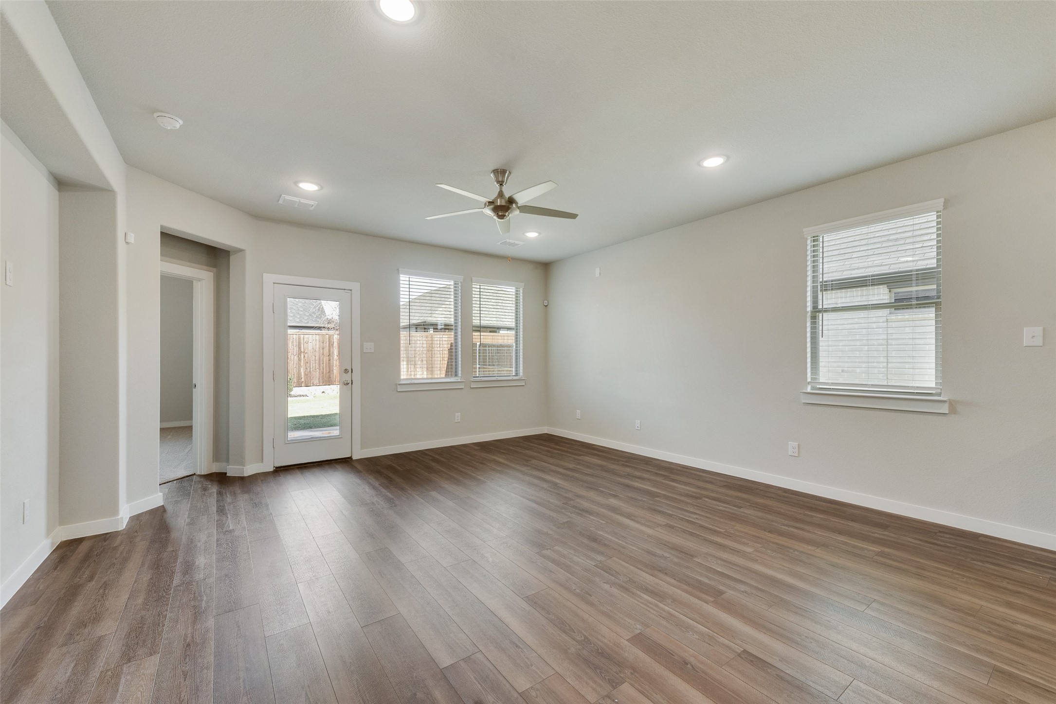 2637 Sonnier Circle