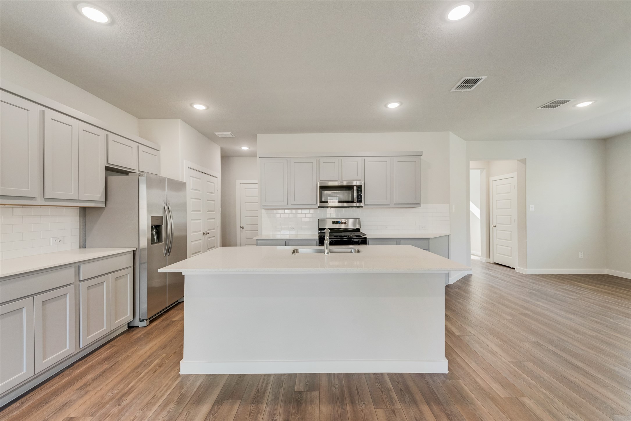 2637 Sonnier Circle