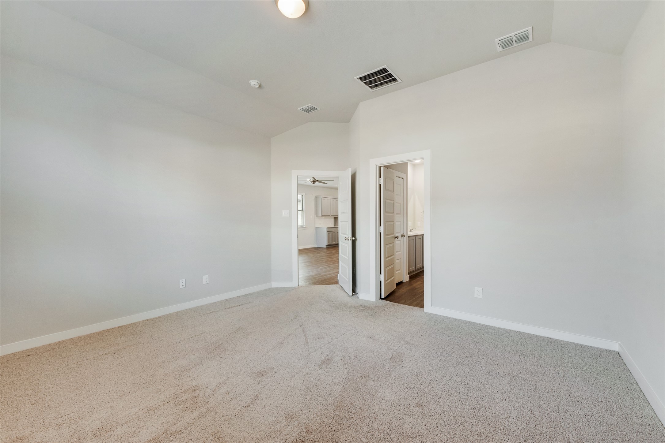 2637 Sonnier Circle