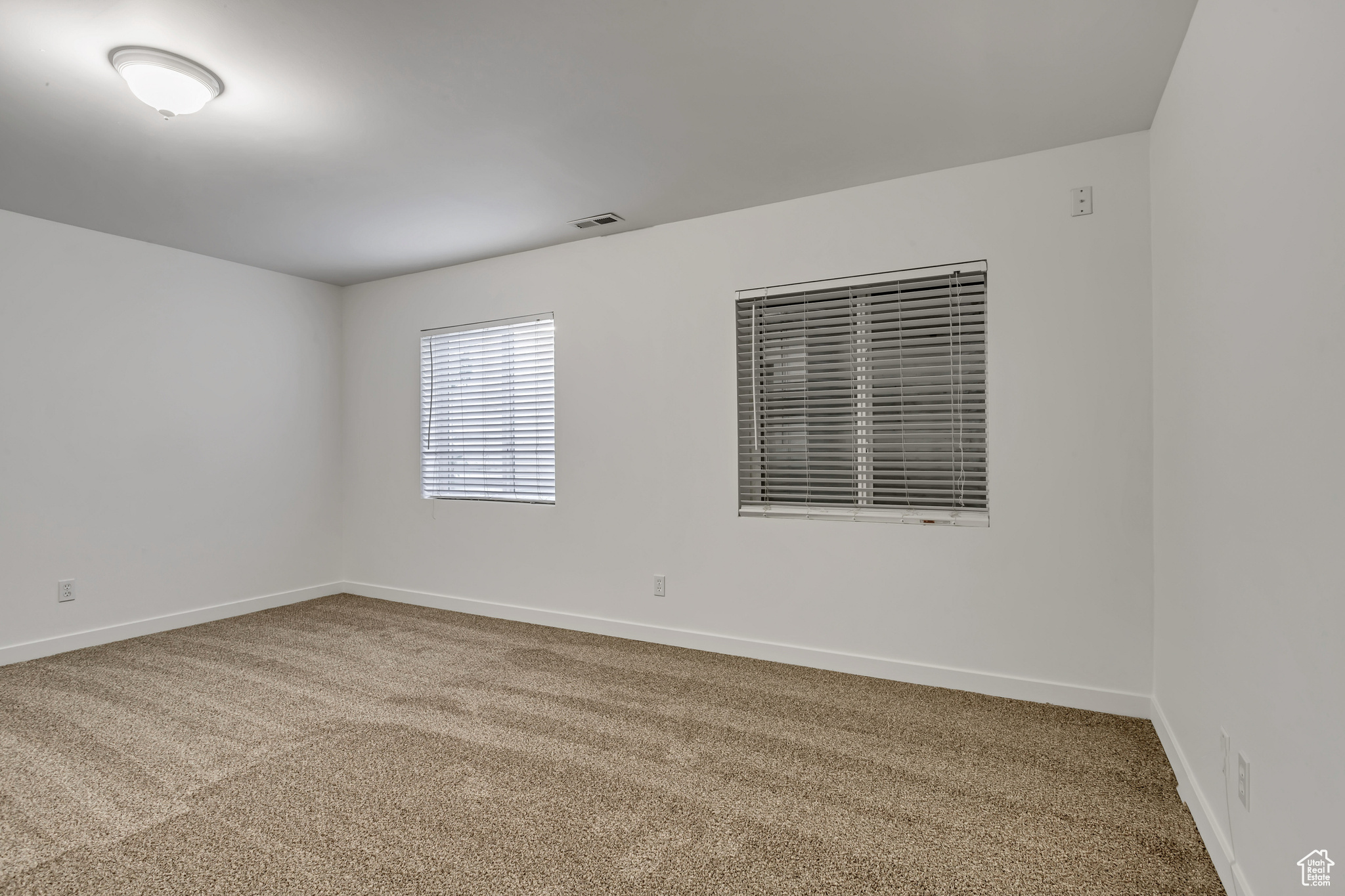 204 W NECTAR WAY