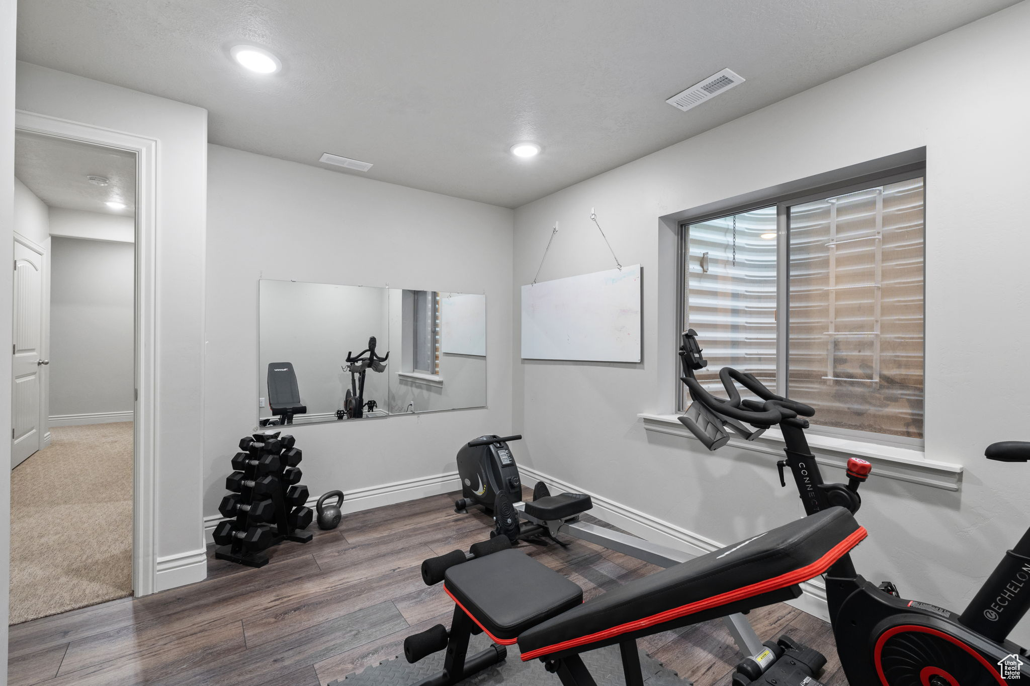 1009 W SHIRE RIDGE CIR